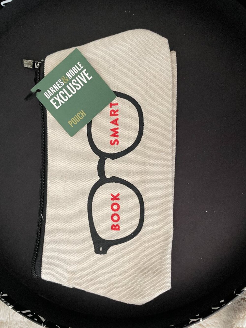 Barnes & Noble Exclusive "Book Smart" canvas zipper pouch-NWT